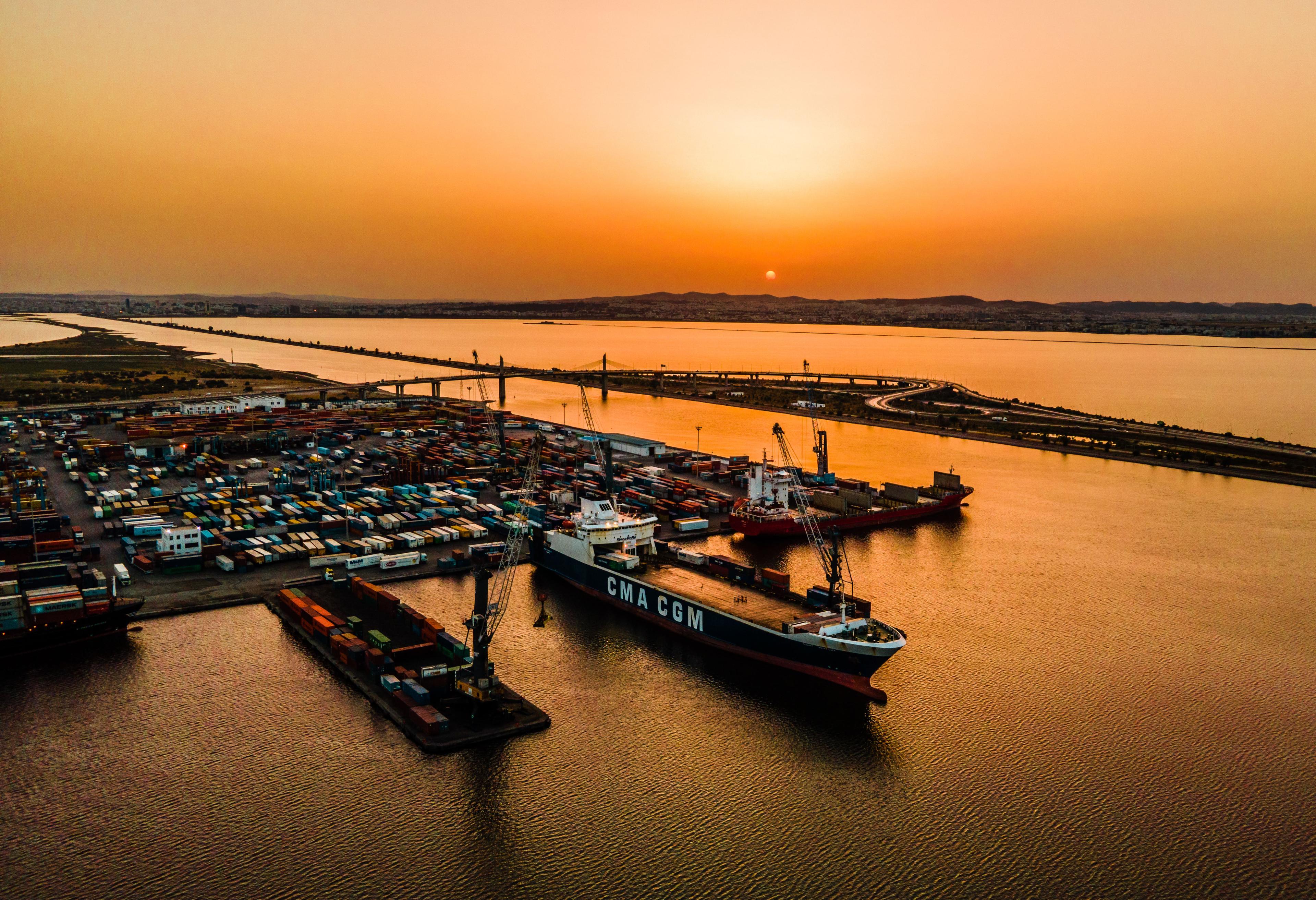 Container shipping export